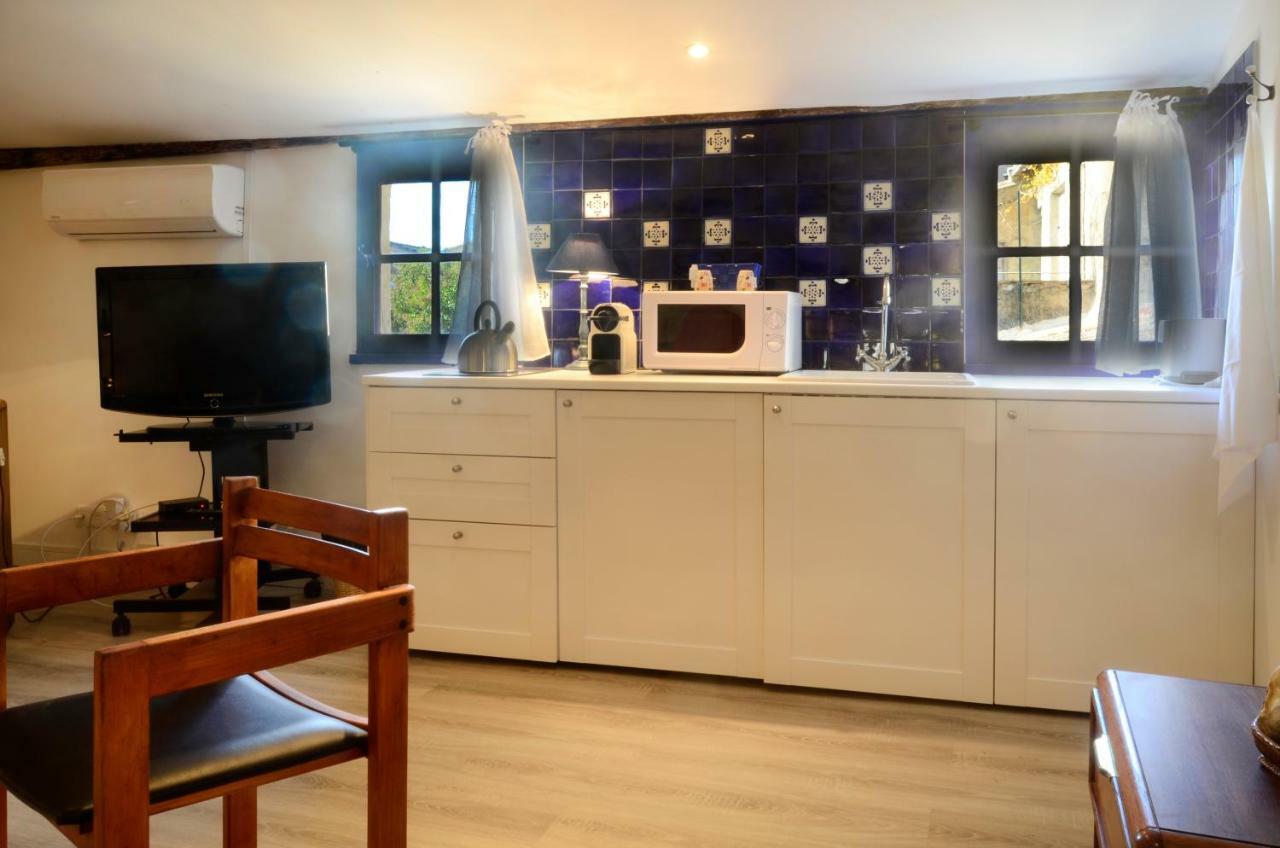 La Tour Bouigas Apartamento LʼIsle-sur-la-Sorgue Exterior foto